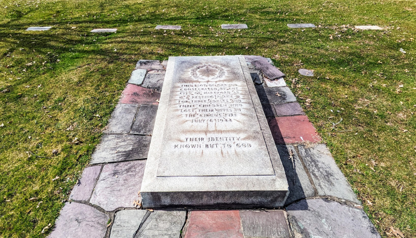 Graves for the unknown victims of the circus fire